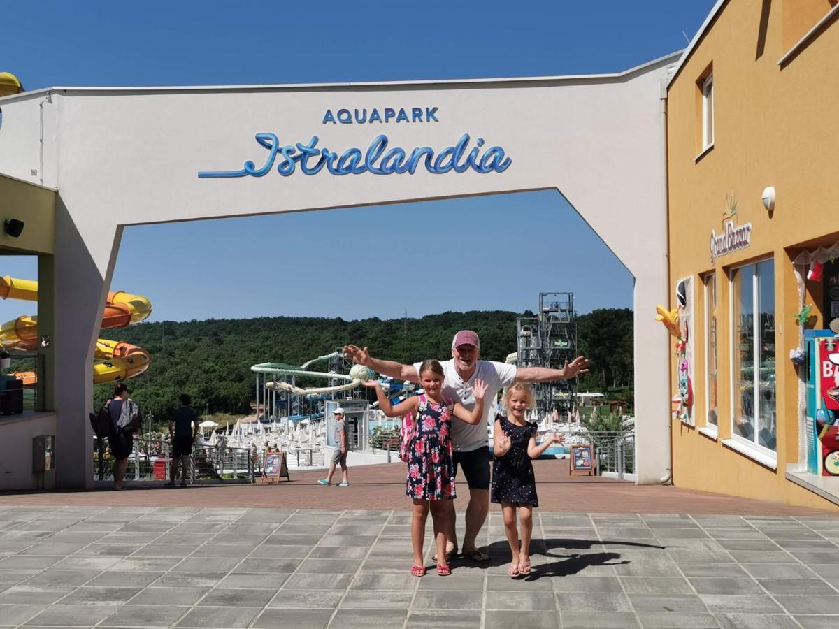 Mirta Deluxe Superior 5 Star Apartment, Your Piece Of Heaven By The Sea & Park, With Sea & Park View Novigrad  Exterior photo